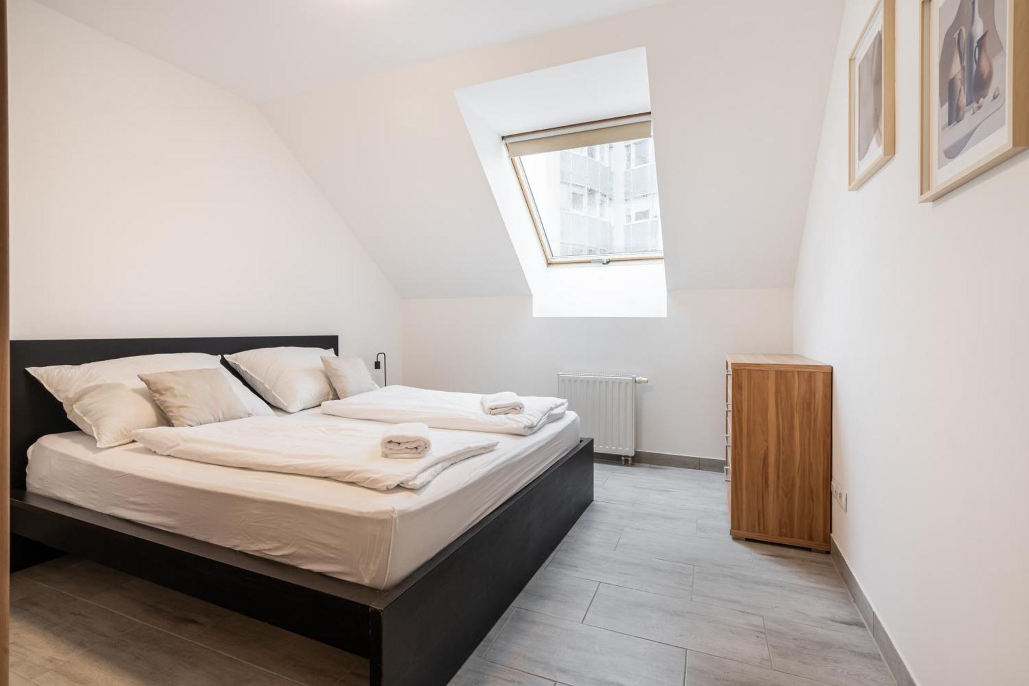 D16 - Gozsdu Garden - Location By Bqa Apartment *
